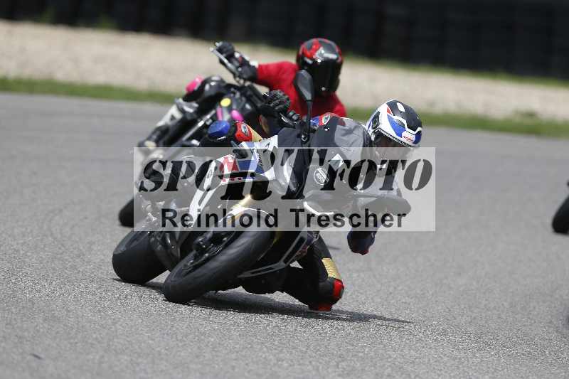 /40 05.08.2025 FREERIDE Training ADR/Gruppe B/team